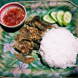 ข้าวปลาแกะซิ่ง โก๋พัด ชุมชนร่วมใจ