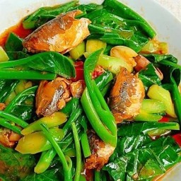 คน้าปลากระป๋อง -เป็นกับข้าว