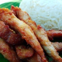 ข้าวหมูทอด น้ำพริกตาพน