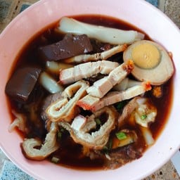 ร้าน เบ็ญจา ก๋วยจั๊บน้ำข้น สาขา 1  อำเภอ บางคล้า