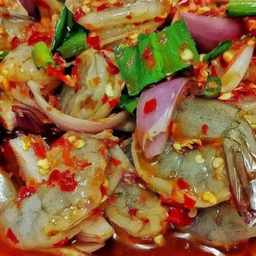 ยำกุ้งสด