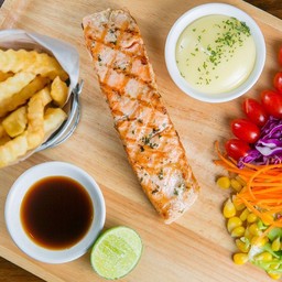 สเต็กปลาแซลมอน