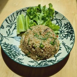 ข้าวผัดน้ำพริกกะปิปลาทูชะอม