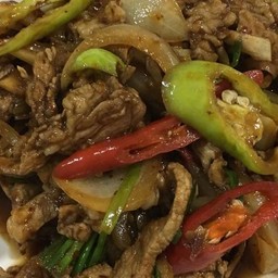 ผัดพริกเผา (กับข้าว)