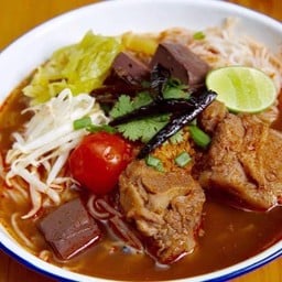 น้ำเงี้ยวแม่ @สันกำแพง