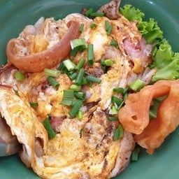 คั่วไก่ + เบคอน ธรรมดา