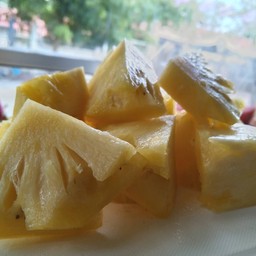 สถานีผลไม้สด