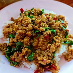 ข้าวกะเพราหมูสับ