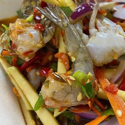 ยำกุ้งสด