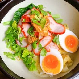 ราชาบะหมี่เกี๊ยว , อาอู๋อาหารตามสั่ง