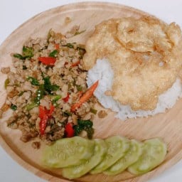 Monkey ข้าวไข่เจียว เซนต์โยเซฟ ข้าว,ชานม,ของกินเล่น