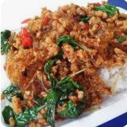 กะเพราหมูสับวุ้นเส้นพร้อมข้าว