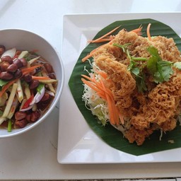 ยำปลาดุกฟู