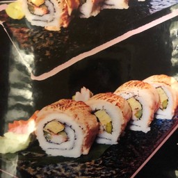 โรลแซลมอนเบิร์น4คำ