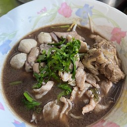 เกาเหลาน้ำตก