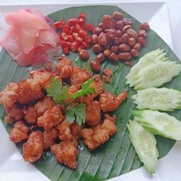 แหนมเอ็นไก่ทอด