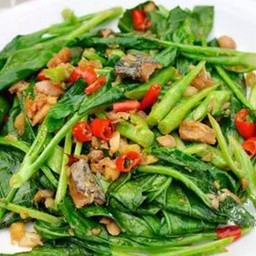 ข้าวคะน้าหมูหมักน้ำมันหอย