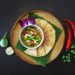 โรตีแกงเขียวหวานหมูพริกขี้หนู