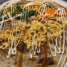 พริกเผา + หมูหยอง +ปูอัด + ยำสาหร่าย+ ปูอัด + ซอสมายองเนส