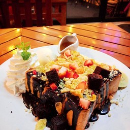 ฮันนี่ช็อคโทสต์ - Honey Choc Toast