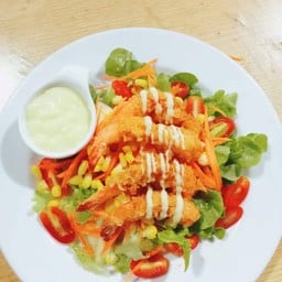 สลัดกุ้งทอด