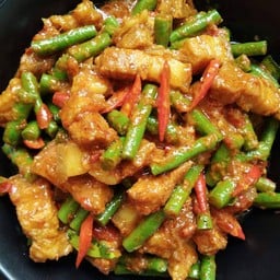 ส้มตำอุบลฯ - อาหารอีสาน ตามสั่ง