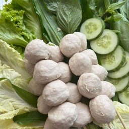 ลูกชิ้นหมูจัมโบ้