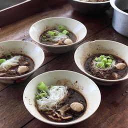 น้ำตกเนื้อ