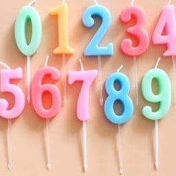 เทียนตัวเลข คละสี