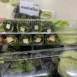 โรลสาหร่าย ปูอัด+หมูยอ 8 ชิ้น