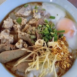 ต้มเลือด เย็นตาโฟ