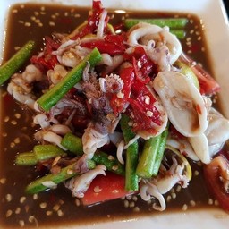ตำเกาเหลาปลาร้าหมึก