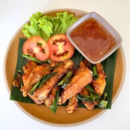 ปีกไก่ทอดเกลือ