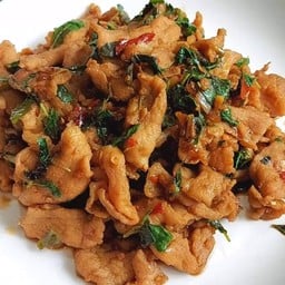 ข้าวผัดกระเพราหมูหมัก