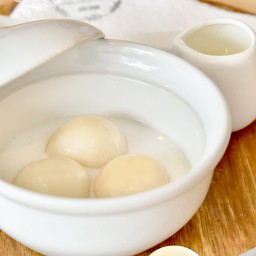 บัวลอยไส้ไข่เค็ม+ไข่หวาน (new)