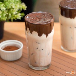 โกโก้นมสดลาวา