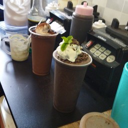 Black Choc.Mint frappe