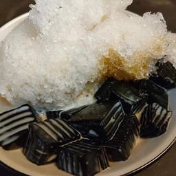 เฉาก๋วยนมสด