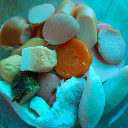 น้องจ๋าชาบูเสียบไม้