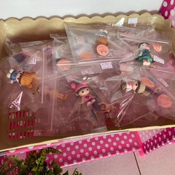 โมเดลตุ๊กตาเดี่ยว