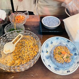 ข้าวเหนียวมูนอัญชันคลินัว+กุ้งแห้งป่น