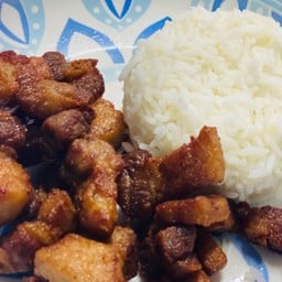 ข้าวหมูย่าง หมูกรอบ  วัดศรัทธาธรรม