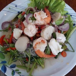 ยำกุ้งสด
