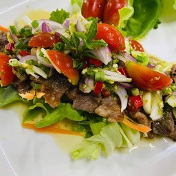 ยำเนื้อย่าง