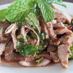 น้ำตกหมู