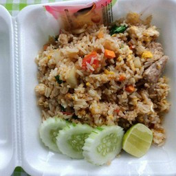 ข้าวผัดหมู