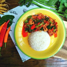 ข้าวพริกแกงหมู หรือ ไก่