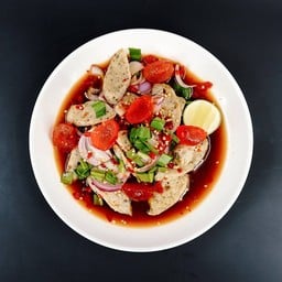 ยำหมูยอไข่แดง