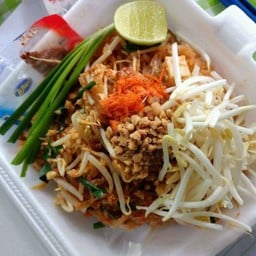 ผัดไทยหมู