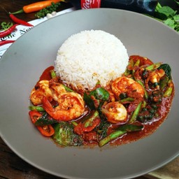 ข้าวพริกแกงทะเล,ปลาหมึก,กุ้ง